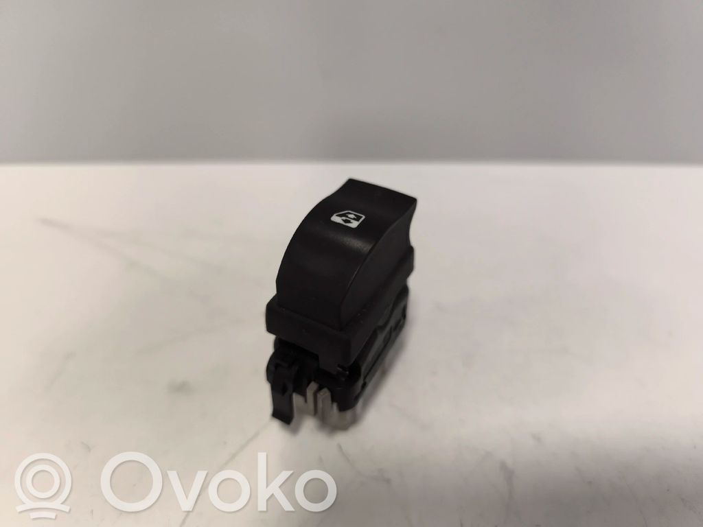 Electric window control switch   2648802