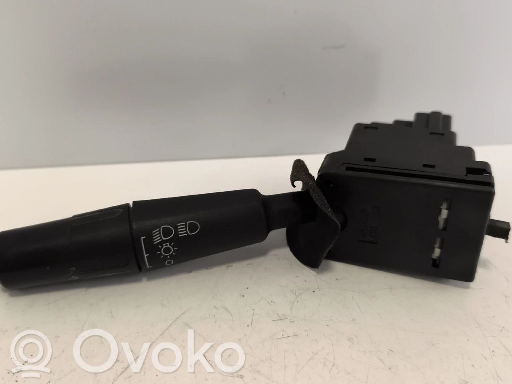 Peugeot 306 Interruptor/palanca de limpiador de luz de giro 