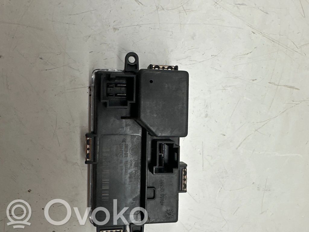 BMW 5 F10 F11 Rezystor / Opornik dmuchawy nawiewu 