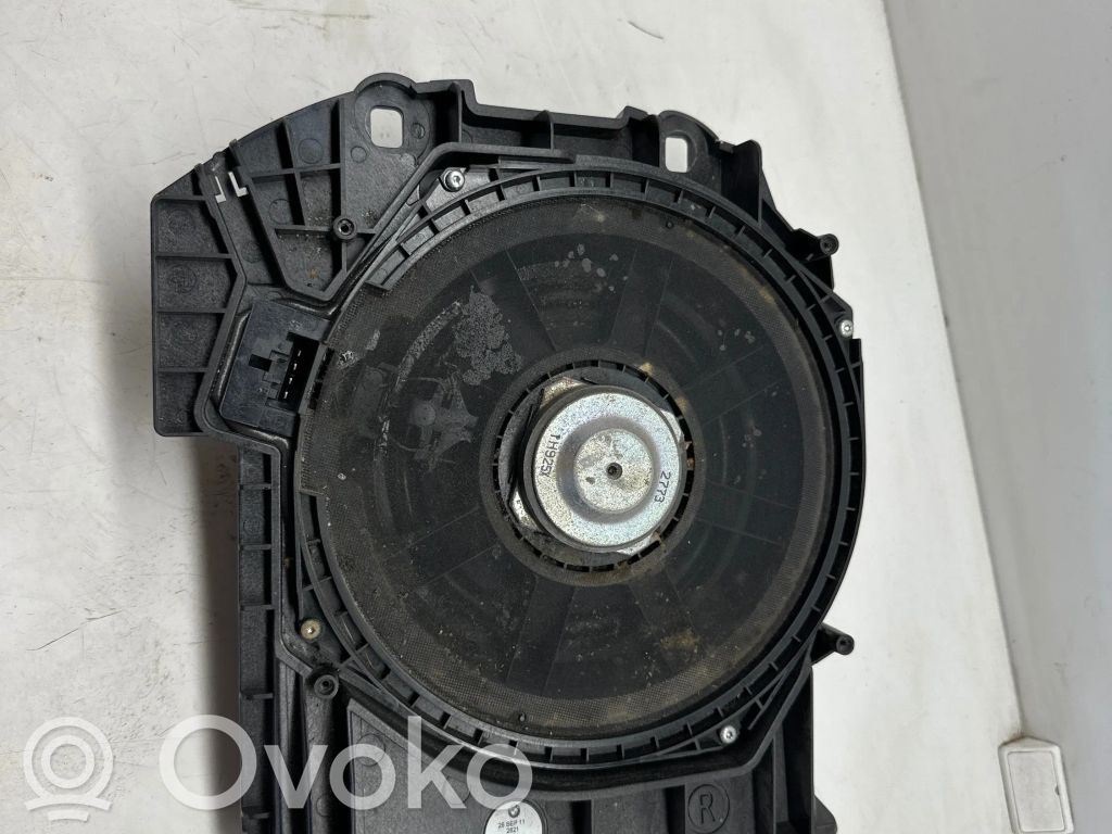 BMW 5 F10 F11 Głośnik niskotonowy 