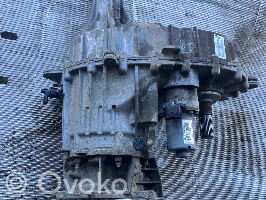 Gearbox transfer box case