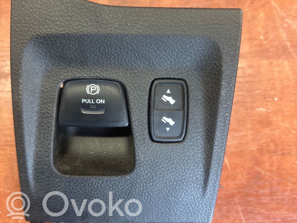 Dodge RAM Steering wheel buttons/switches 