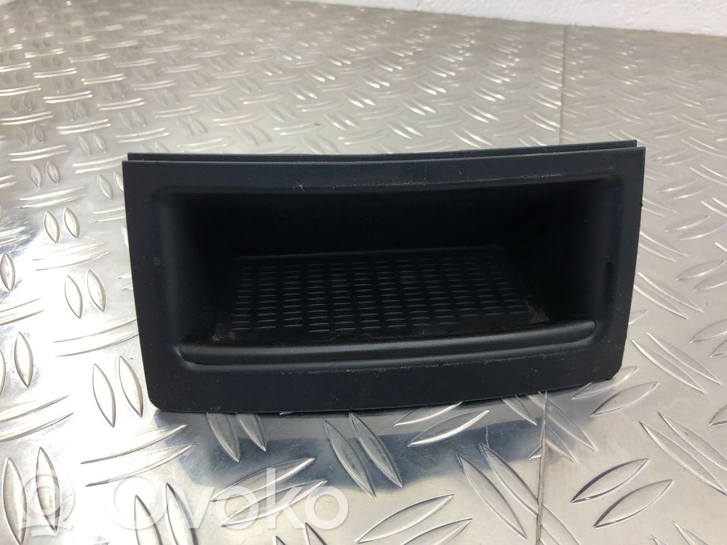 Dashboard storage box/compartment   7059956