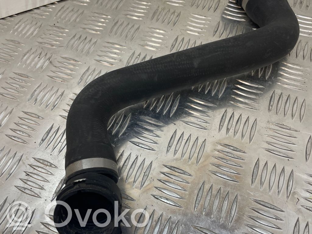 Engine coolant pipe/hose   7789742