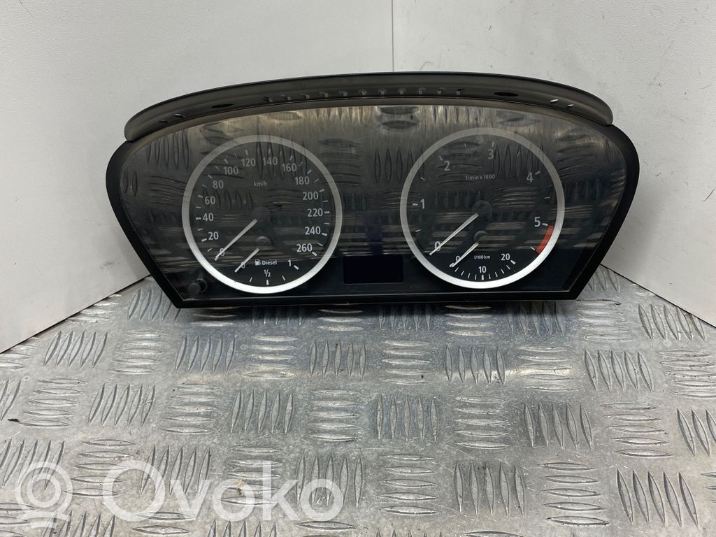 BMW 5 E60 E61 Speedometer (instrument cluster) 