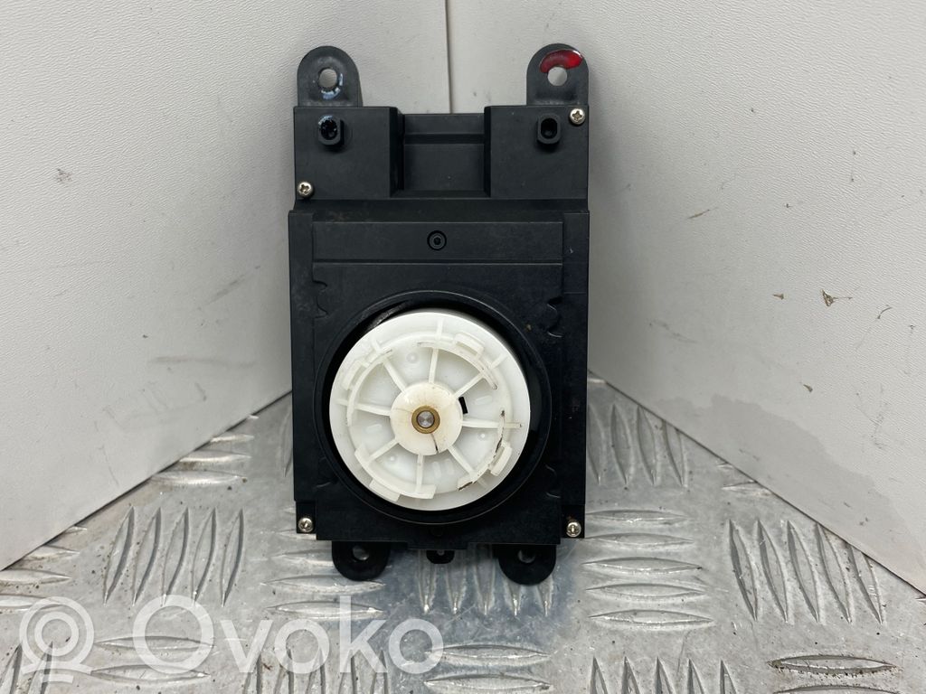 Panel radia   6944884