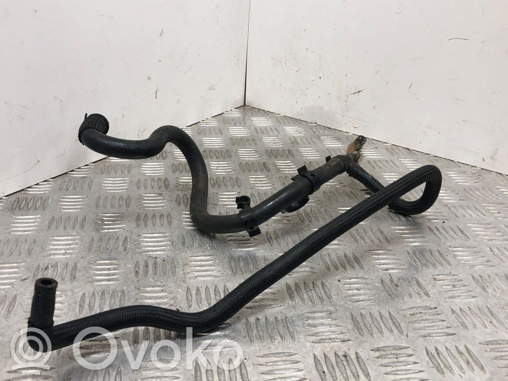 BMW 5 E60 E61 Caurule (-es) / šļūtene (-es) 