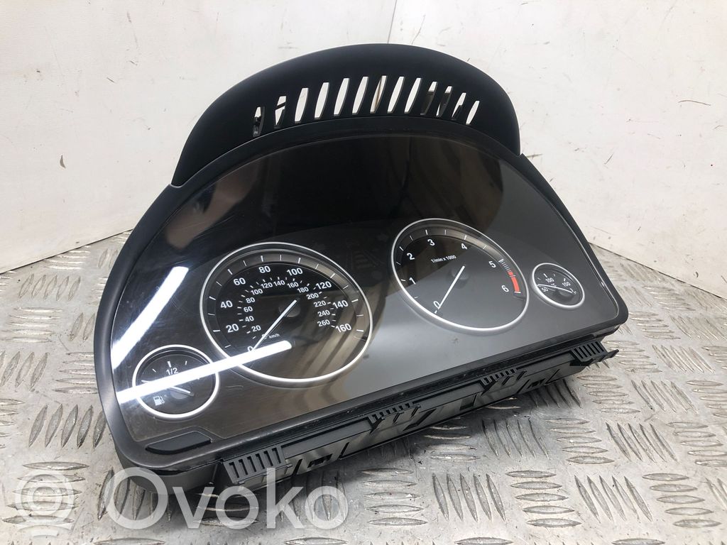 BMW 5 F10 F11 Speedometer (instrument cluster) 