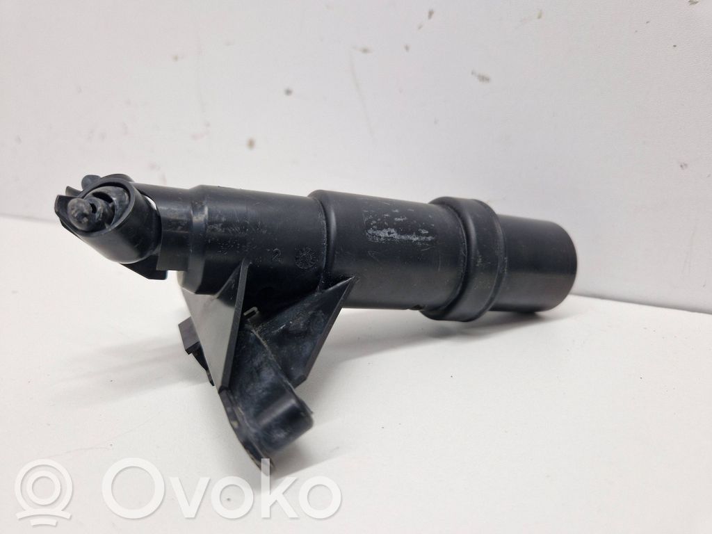 Headlight washer spray nozzle   150306,0541