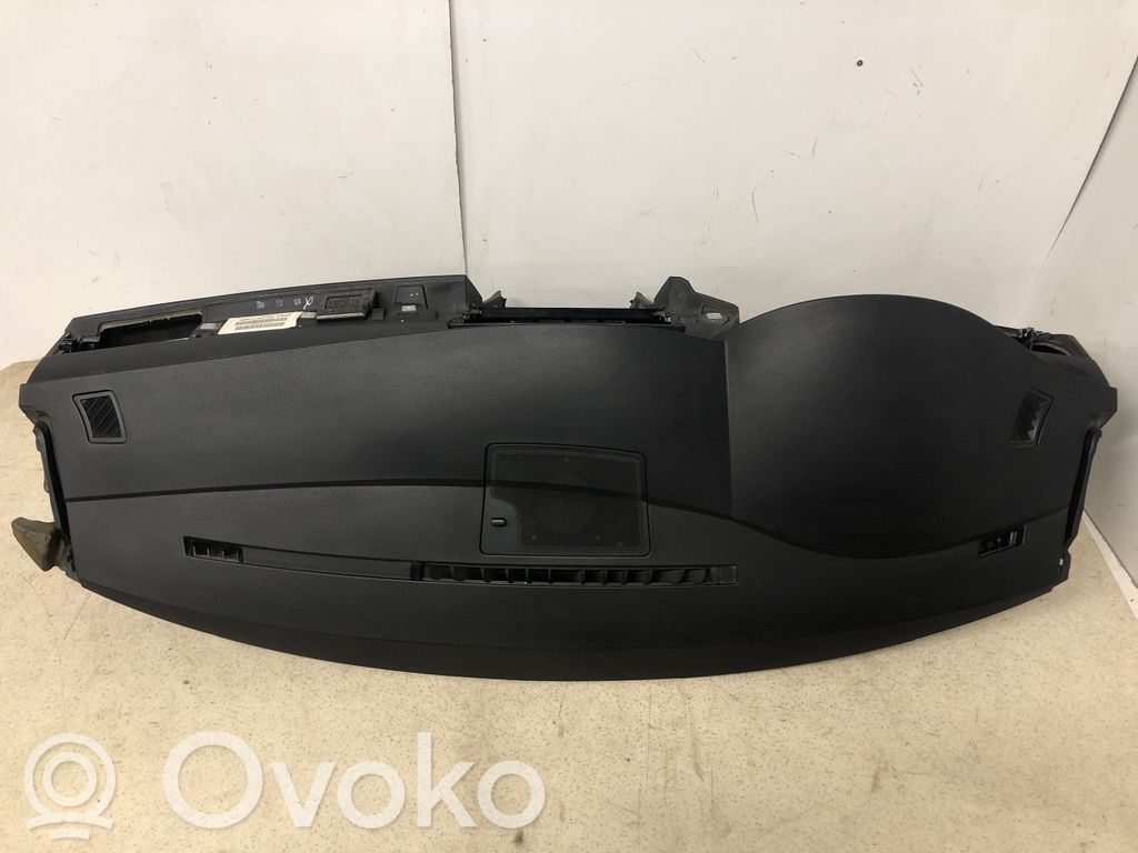 BMW 5 E60 E61 Dashboard 