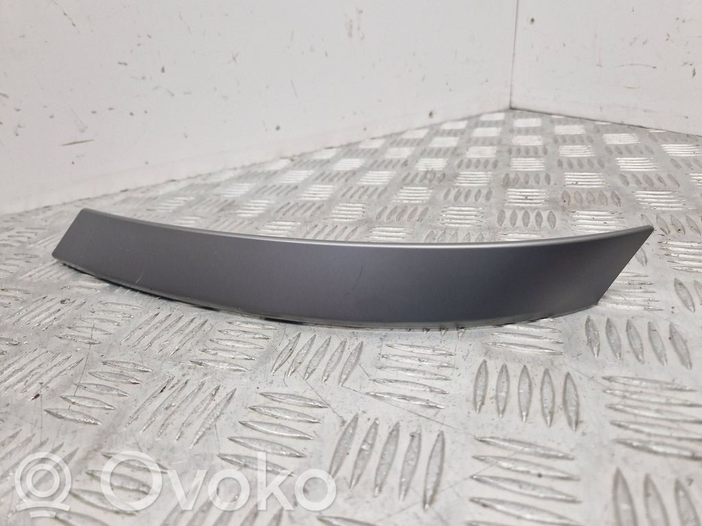 BMW 5 E60 E61 Kita galinių durų apdailos detalė 