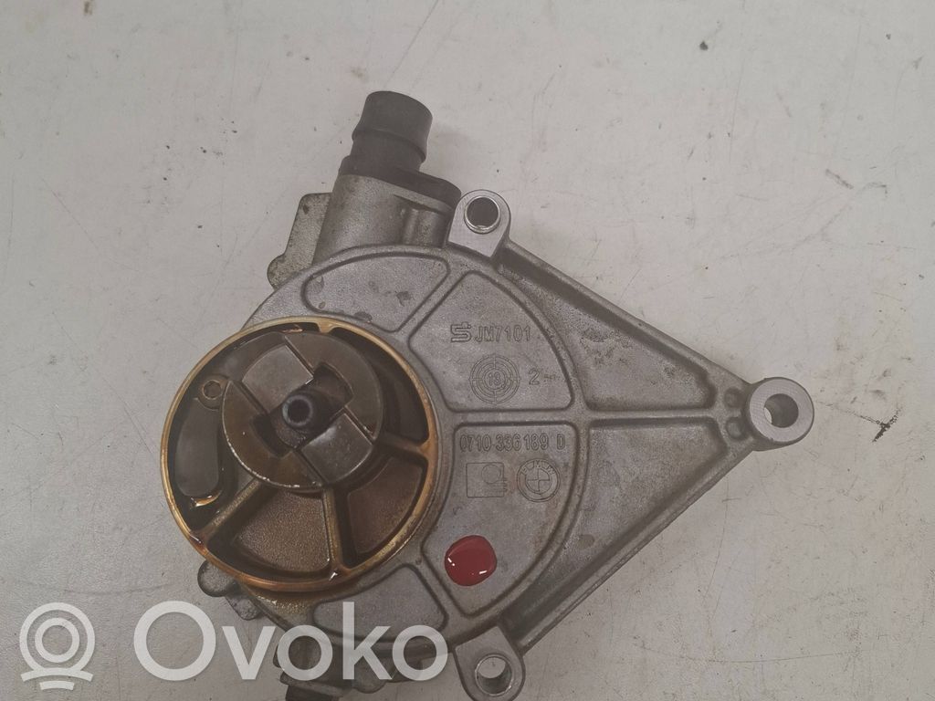 BMW X3 F25 Vacuum pump 