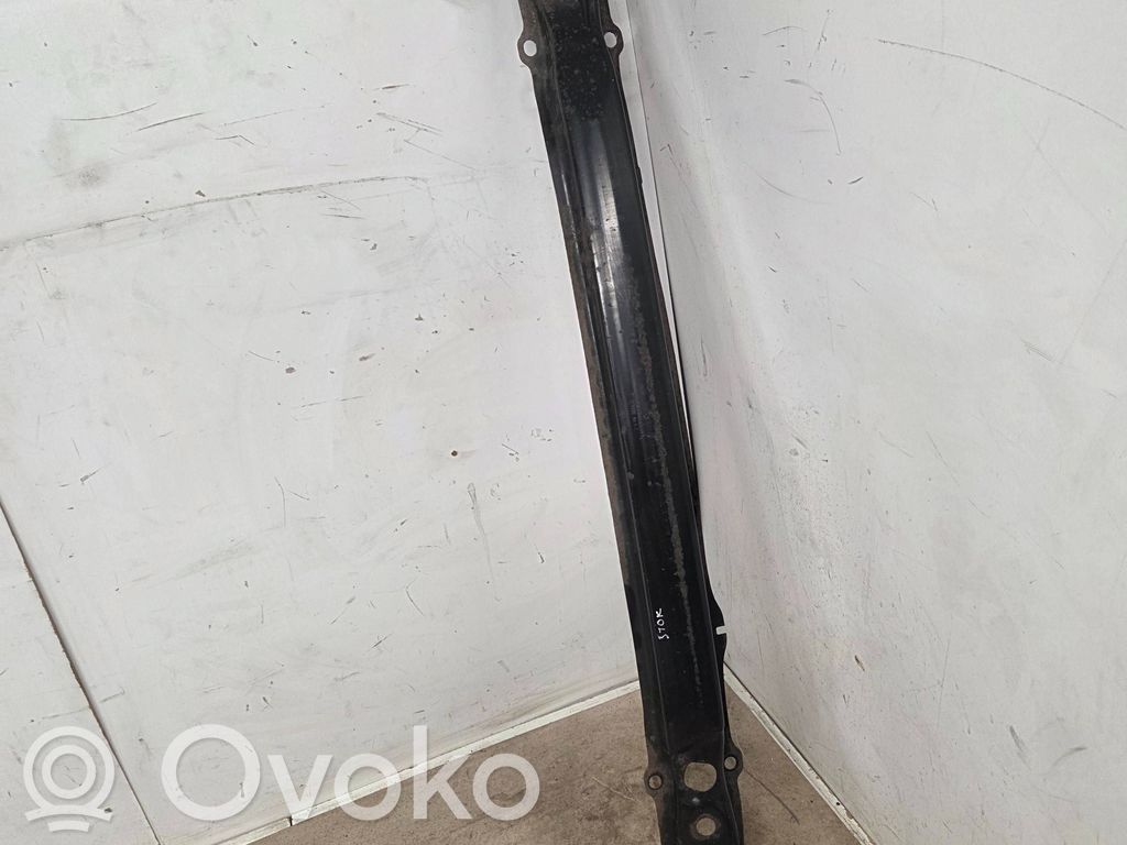Aizmugurē bampera balka   7033712,0304,14191810