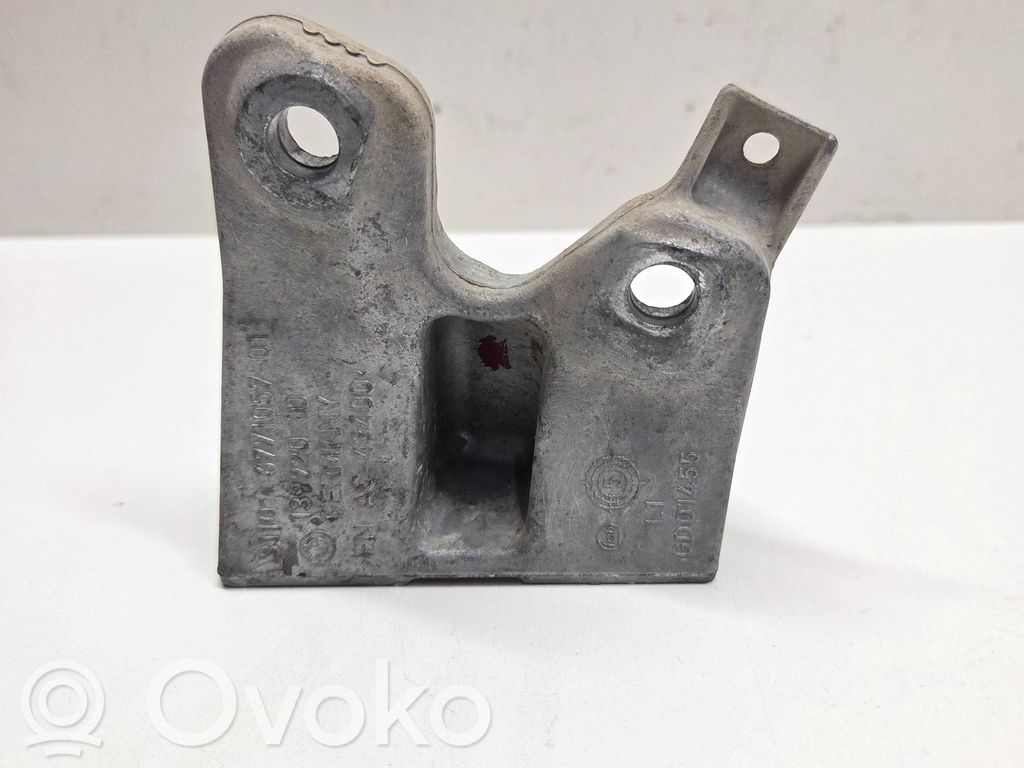 BMW 5 E60 E61 Engine mounting bracket 