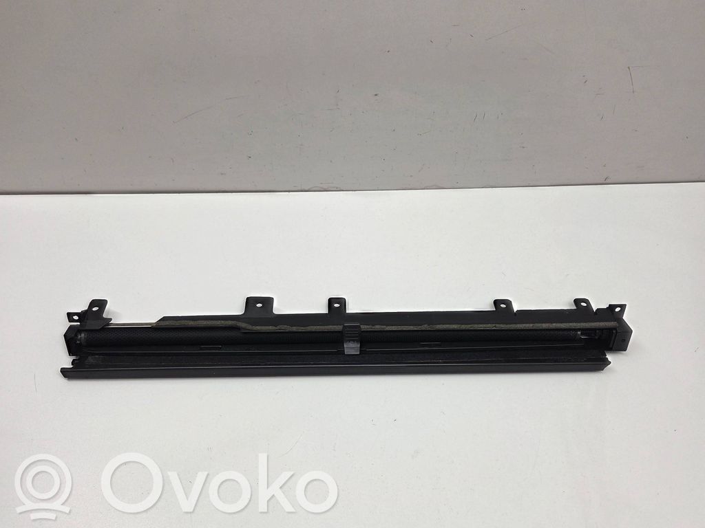 BMW 5 E60 E61 Galinė lango užuolaidėlė 