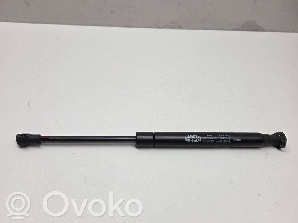 Amortizatorius variklio dangčio   GS0669,F1330N,15E183