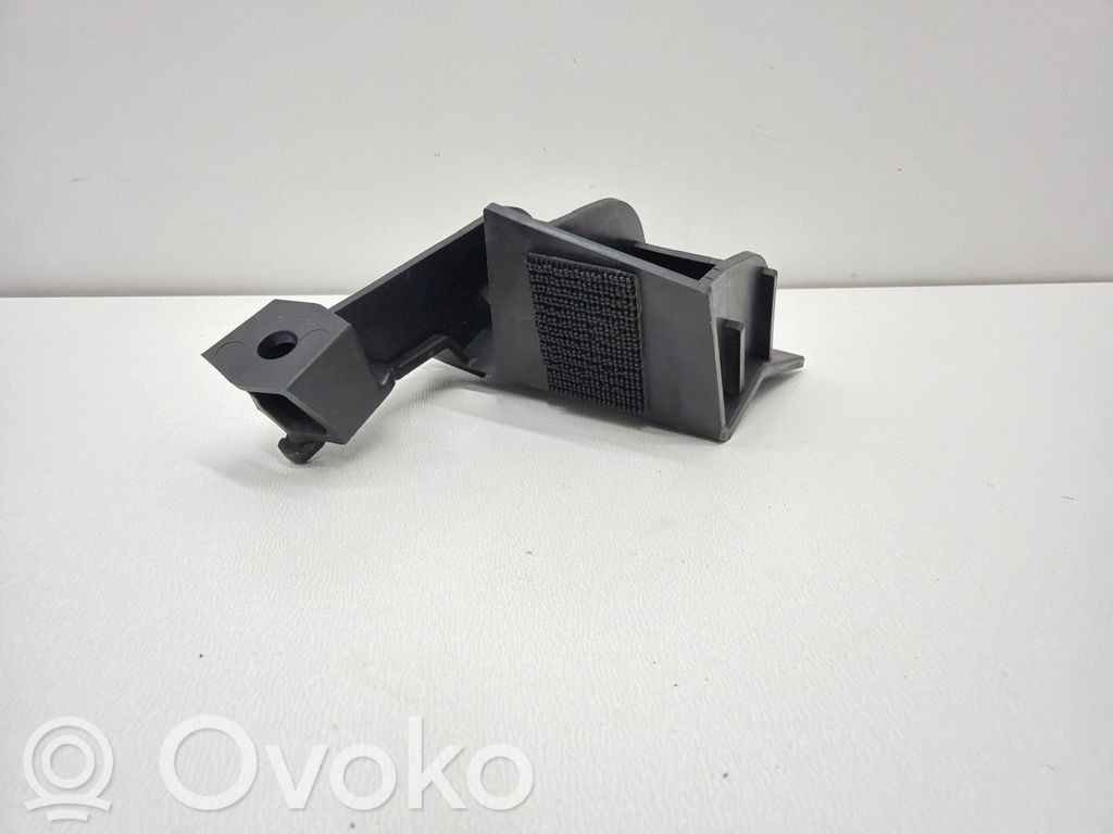 Sill supporting ledge   155537600C
