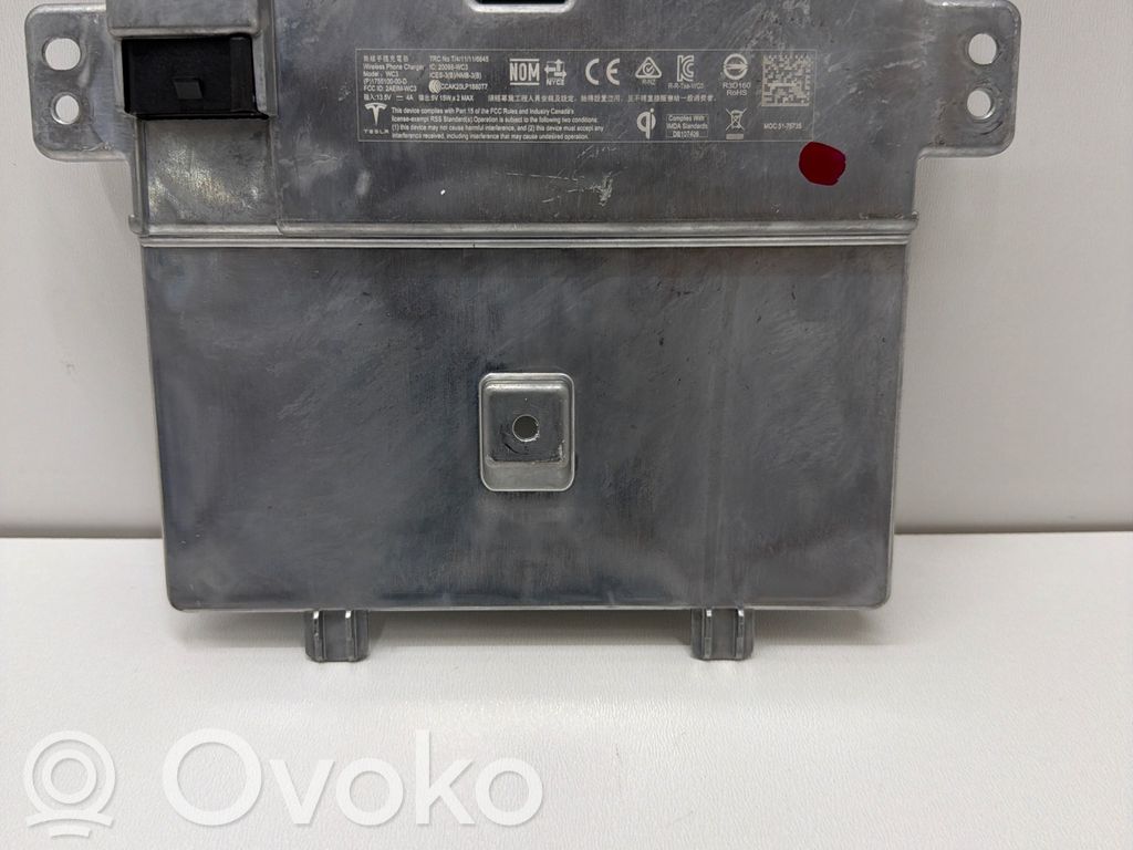 Tesla Model Y Wireless charging module 