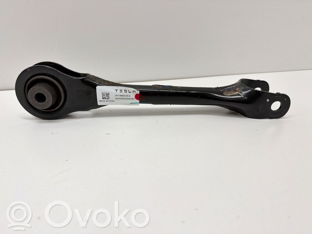 Tesla Model Y Вилы 