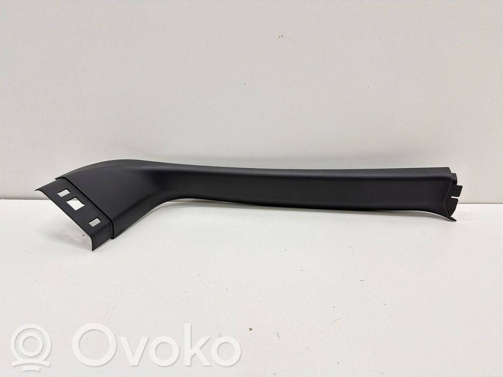 Tailgate/trunk side cover trim   7061395,52850610,5285067
