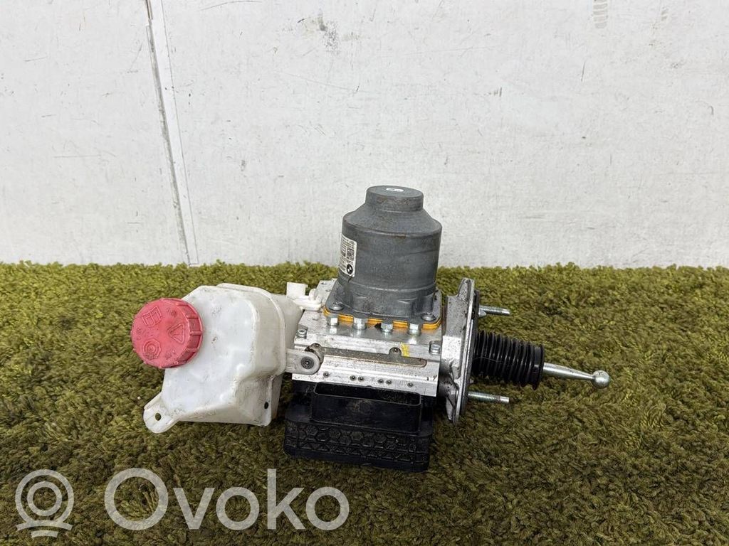 BMW 7 G70 ABS Blokas 