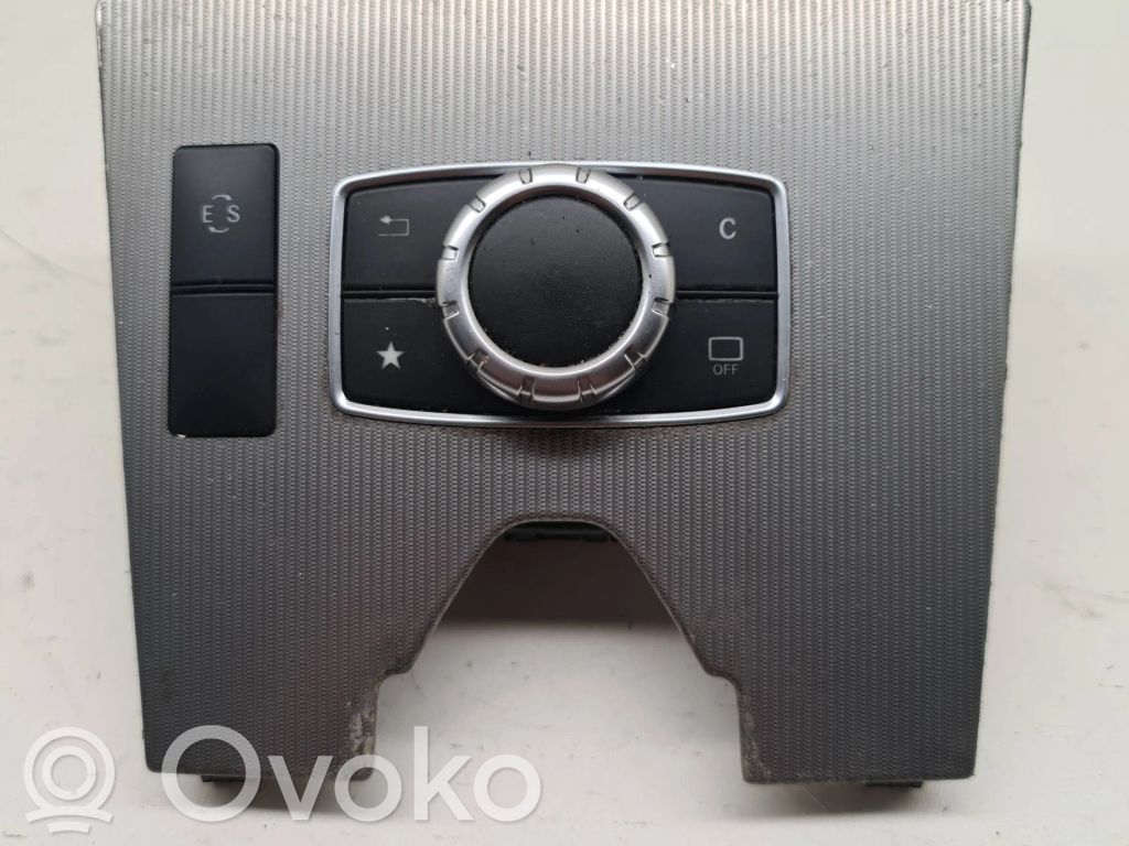 Mercedes-Benz E W212 Unidad central de control multimedia 
