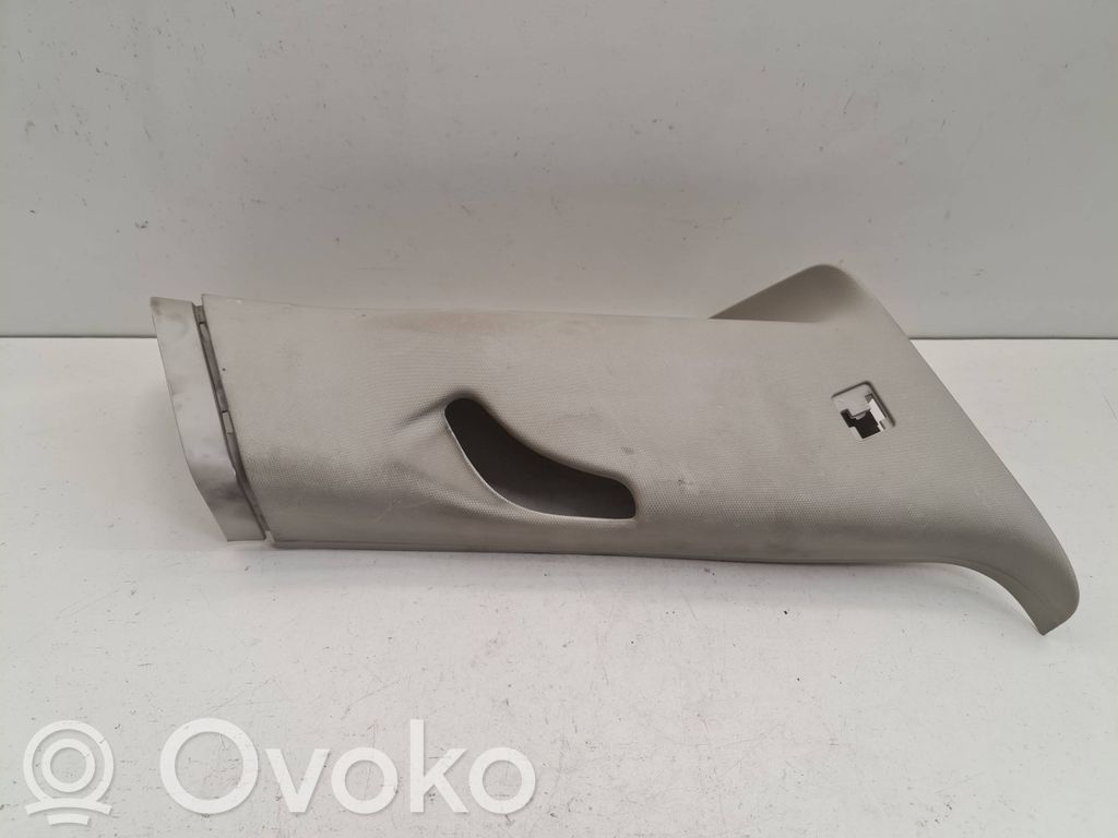 Osłona środkowa słupka / C   1SN63HDAAA,0023091472,5AECBM017