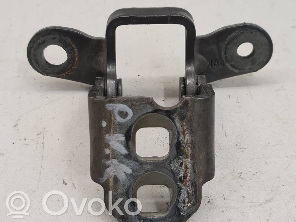 Fiat Freemont Front door upper hinge 