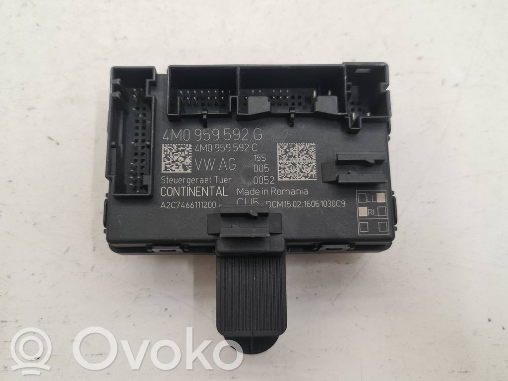 Audi Q7 4M Door control unit/module 