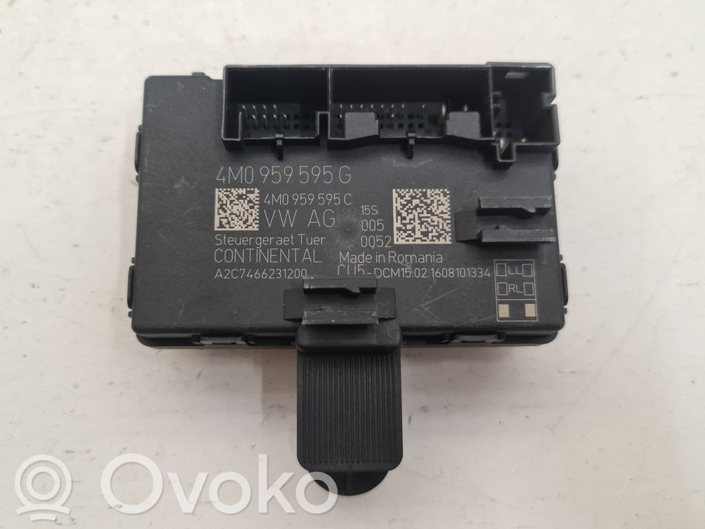 Audi Q7 4M Door control unit/module 