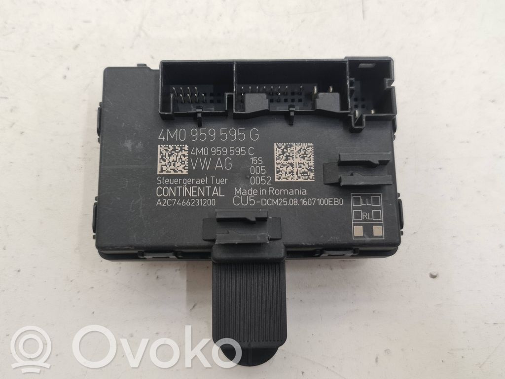 Audi Q7 4M Door control unit/module 