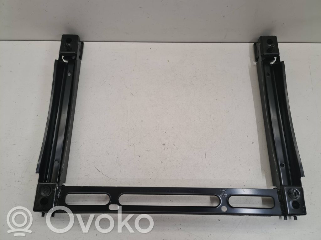 Audi Q7 4M Sitzgestell 