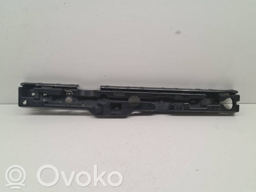 BMW 5 G30 G31 G38 Ślizg listwy progowej 