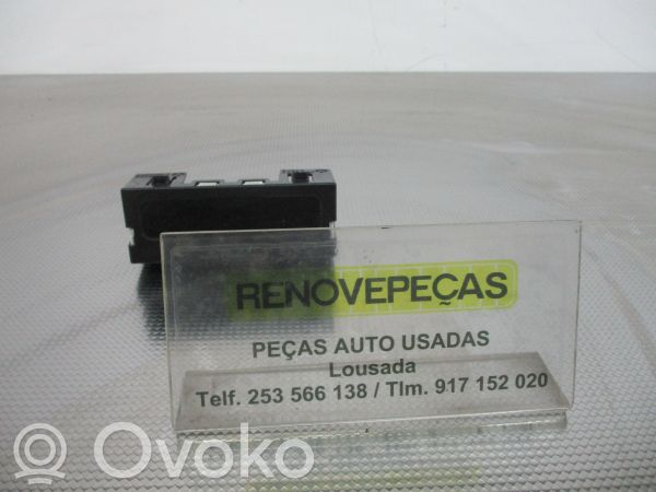 Renault Megane II Monitor / wyświetlacz / ekran 