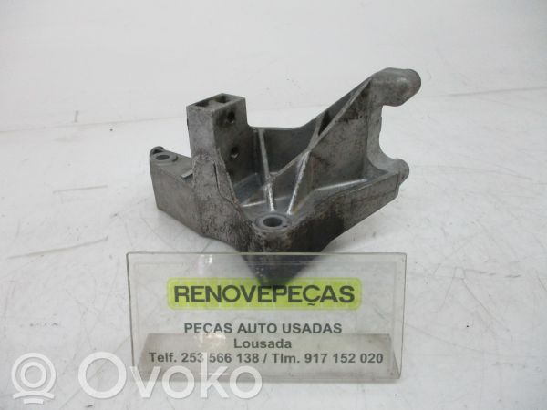 Opel Vectra B Engine mount bracket 