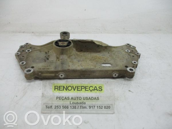 Etuapurunko   1K0199369F