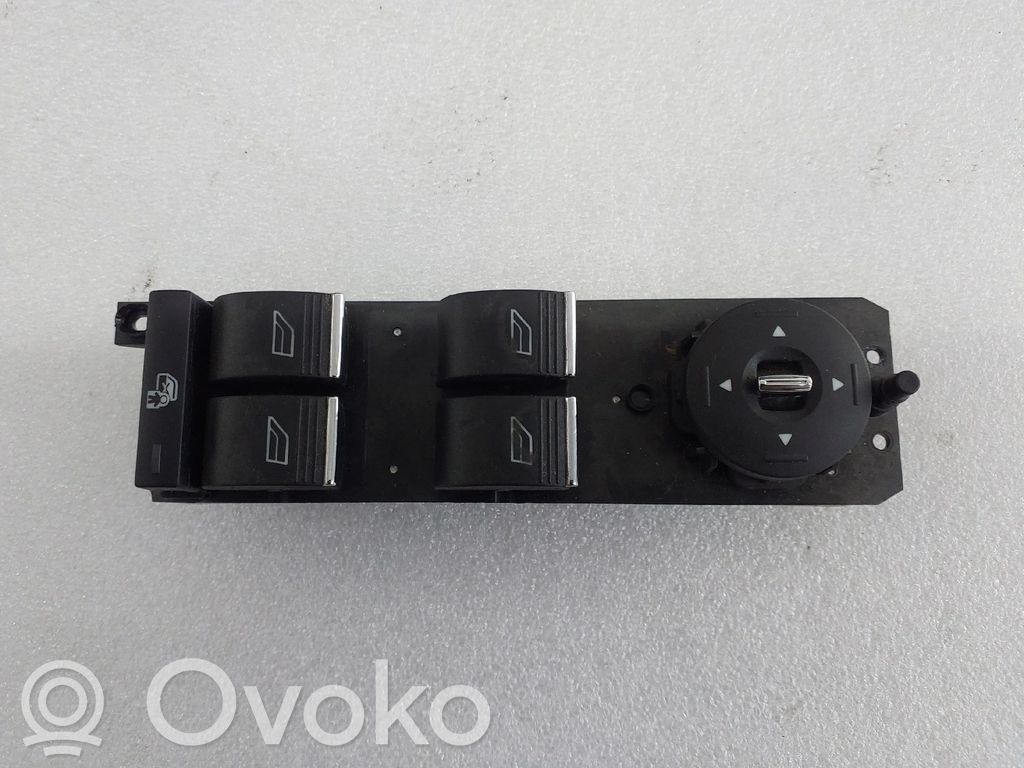 Ford C-MAX II Electric window control switch 