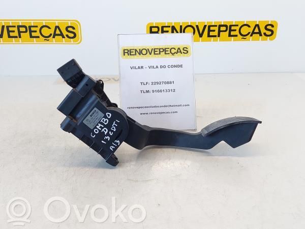 Accelerator throttle pedal   51831864