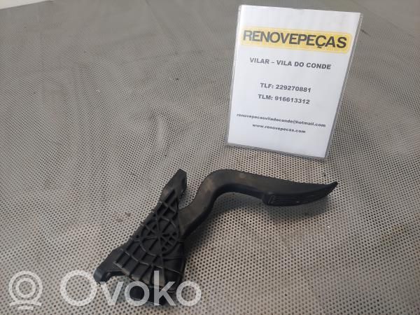 Pedal del acelerador   CC3041600