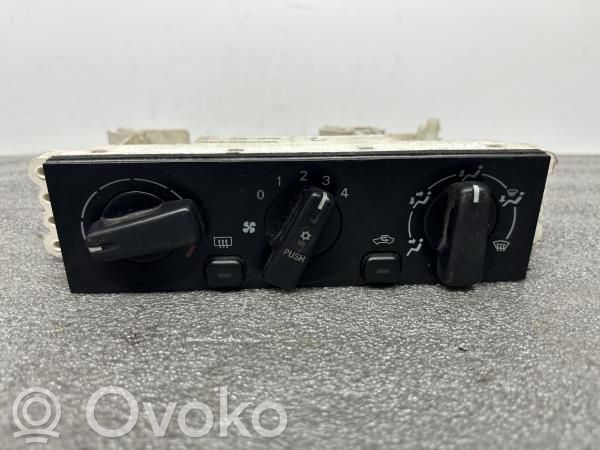 Climate control unit   MR262492