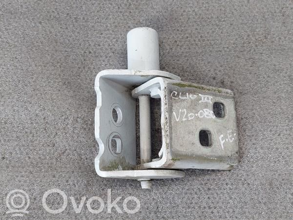 Renault Clio III Front door upper hinge 