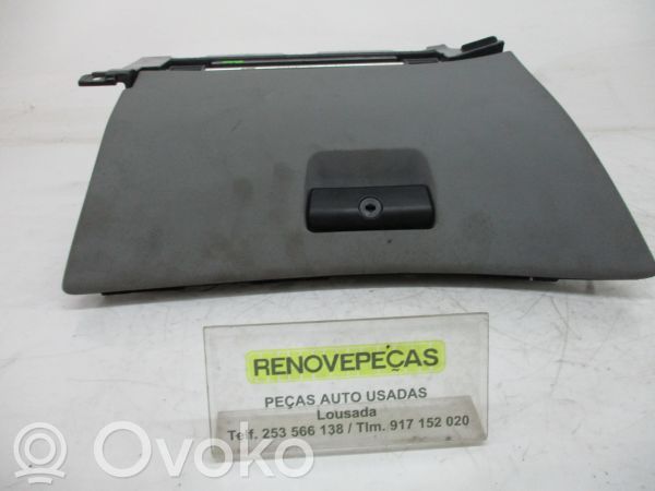 Ящик для вещей   8203822ZB,8196100