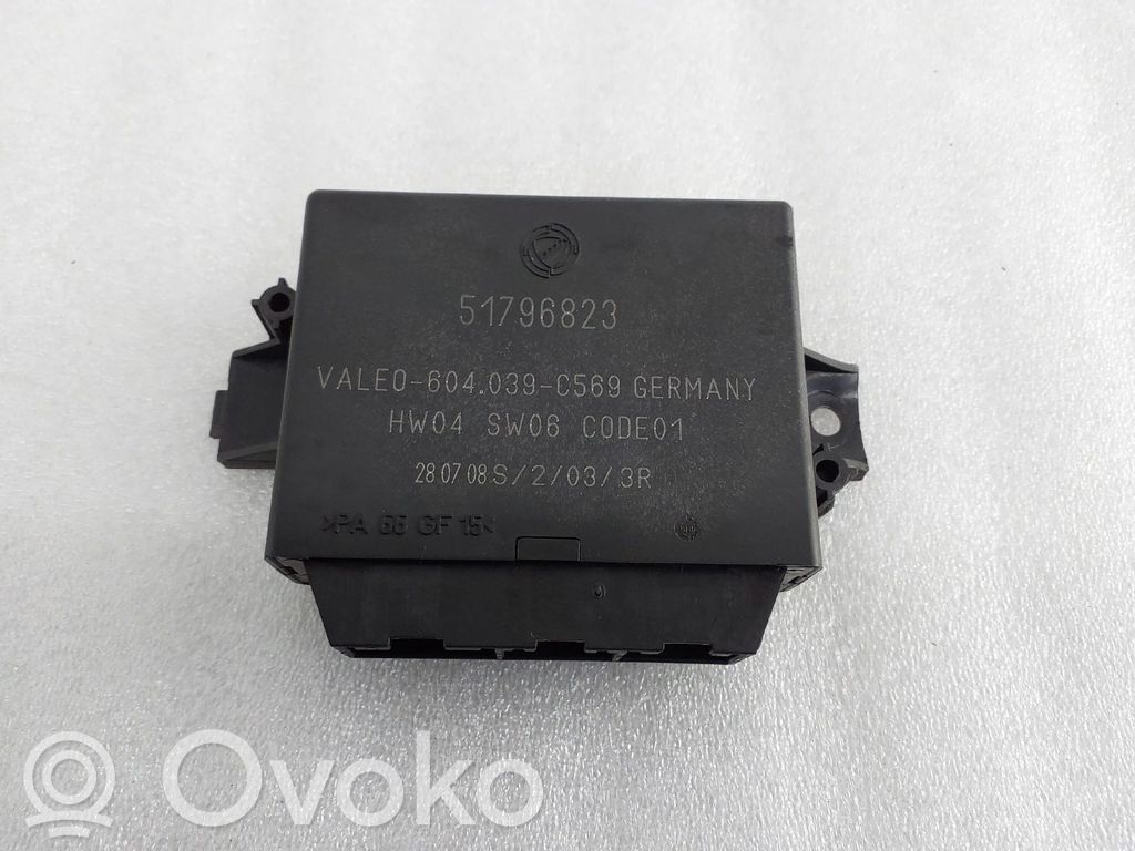 Fiat 500 Parking PDC sensor display screen 