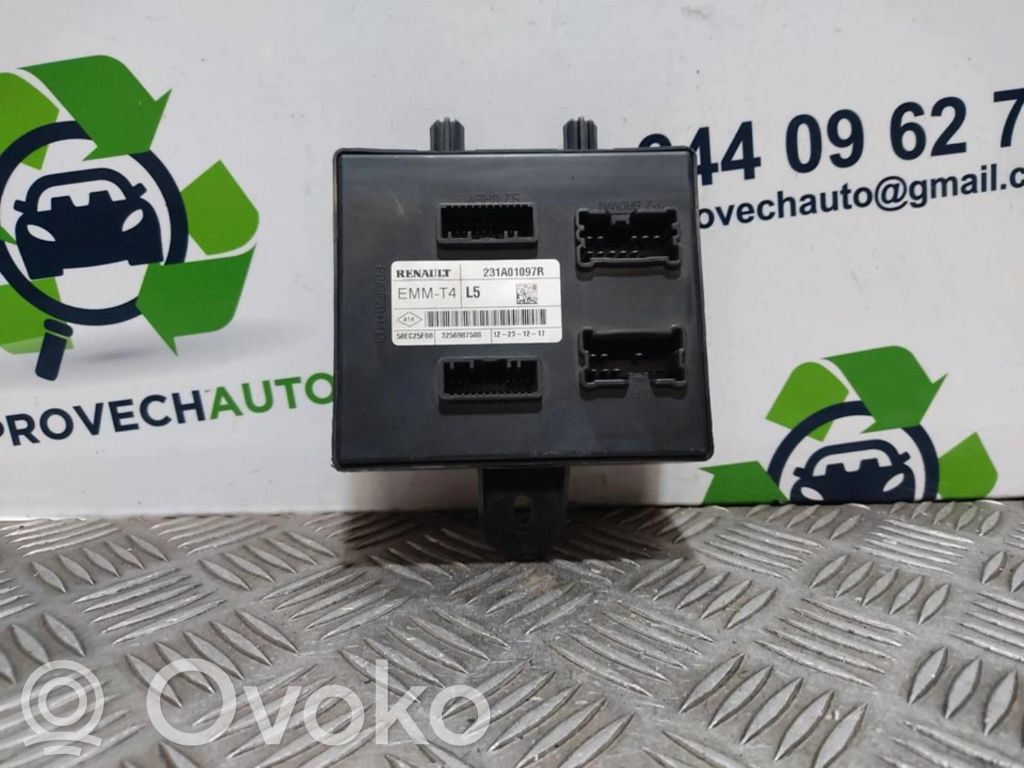 Renault Captur Engine control unit/module 