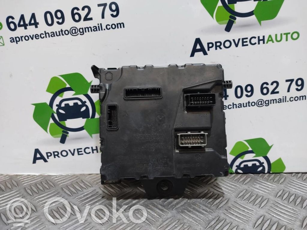 Renault Kangoo I Fuse module 