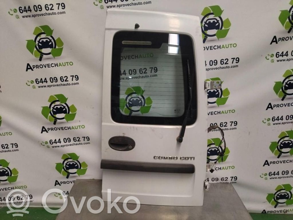 Opel Combo C Задняя дверь 