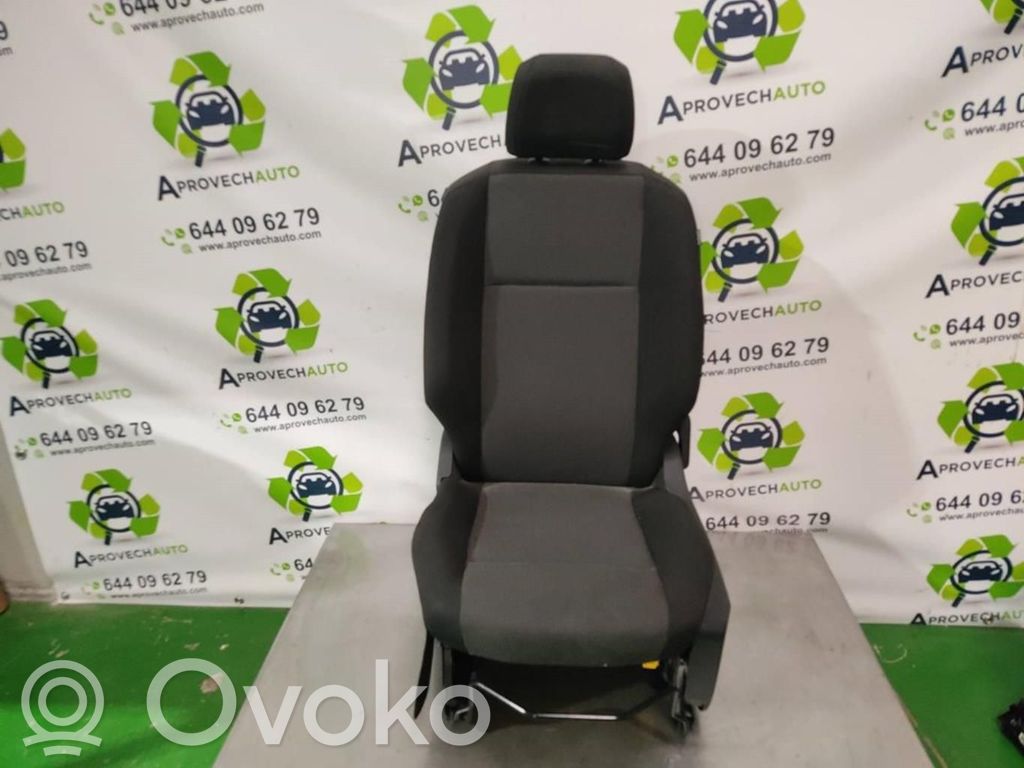 Citroen Berlingo Переднее сиденье водителя 