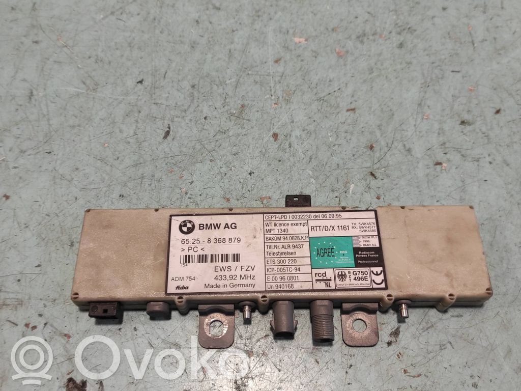 BMW 5 E39 Antenos valdymo blokas 