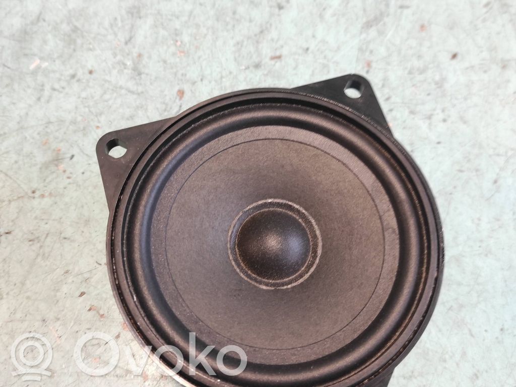 BMW 1 E81 E87 Altavoz de la puerta trasera 