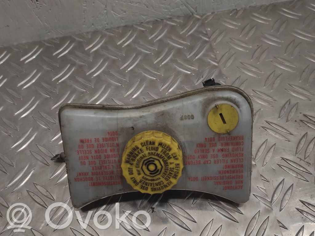 Audi A4 S4 B6 8E 8H Zbiornik płynu hamulcowego 